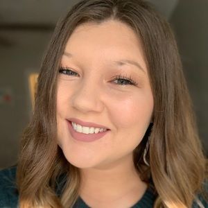 Meet your Posher, Paiton